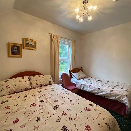 Masslink Guest House Хорли Экстерьер фото